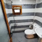 Tomor Shehu بيت ضيافة بيرات