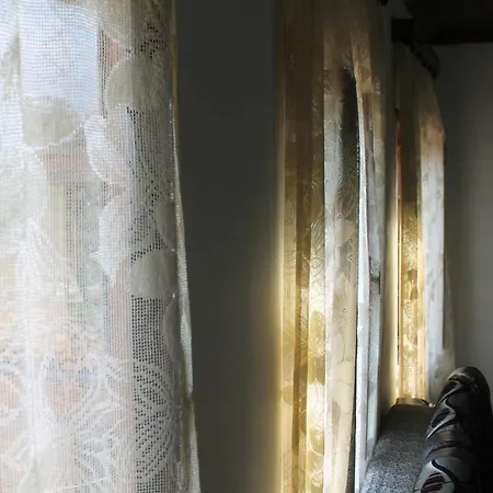 Tomor Shehu Guest house *