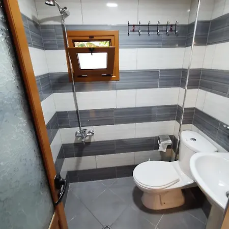 Tomor Shehu Guest house Berat