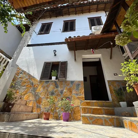 Casa de hóspedes Tomor Shehu