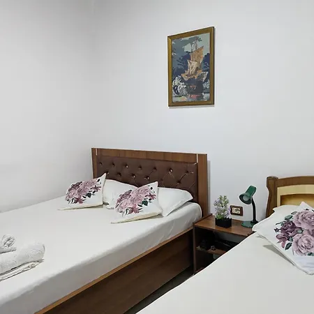 Πανσιόν Tomor Shehu Μπεράτ