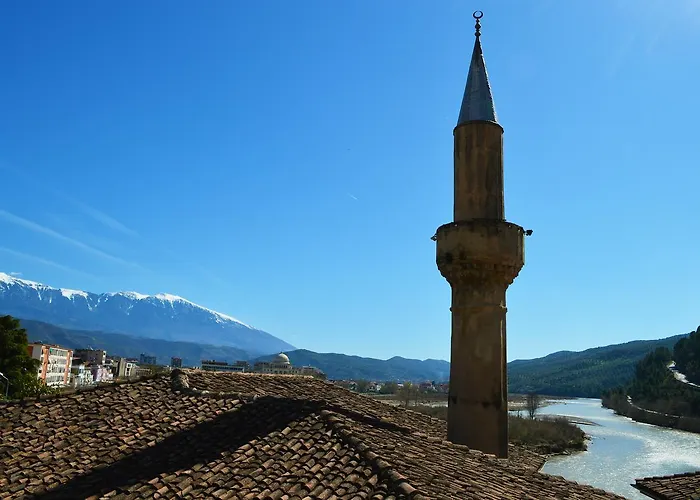 Tomor Shehu Guest house