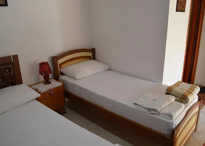 Guest house Tomor Shehu