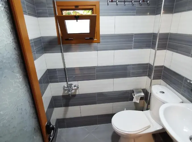 Tomor Shehu Guest house Berat